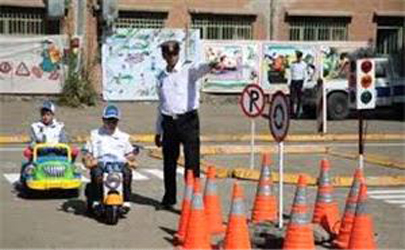 برگزاری کلاس های آموزش فرهنگ ترافیک برای خردسالان ساکن در محله های مرکزی پایتخت            