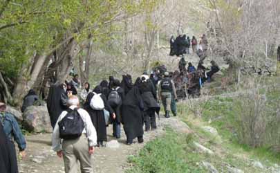 کوه دارآباد و دربند با مشارکت دانش آموزان، شهروندان و حافظان سلامت و محیط زیست پاکسازی شدند
