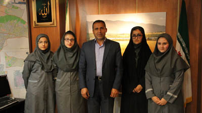 نشست صمیمی شهردار منطقه 21 با شهرداران مدرسه دخترانه شهدای سیزده آبان تهرانسر