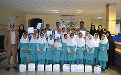 تقدیر بانک سرمایه از دانش آموزان مدارس شجاعی فر و سیزده آبان بوشهر