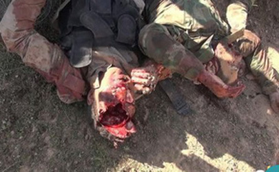 جنایت وحشیانه داعش علیه اجساد سربازان شیعه + تصویر(18+)