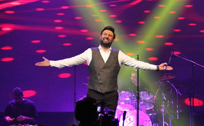 کنسرت «محمد علیزاده» در تهران به دلیل استقبال هواداران تمدید ‌شد