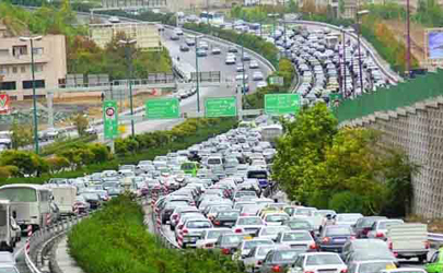 محدودیت‌ ترافیکی راه‌ها در ایام نوروز/ ثبت بیشترین تردد در آزاد راه تهران کرج