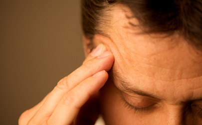 سردرد با منشا مشکلات گردنی علاوه بر افراد سالمند در نوجوانان و جوانان نیزشایع‌ است