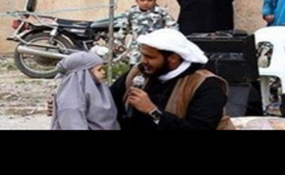 داعش دختر 4ساله رامجبور به توبه‎کرد+ تصویر