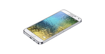 سامسونگ دو گوشی Galaxy E5 و Galaxy E7 را معرفی کرد+ تصویر
