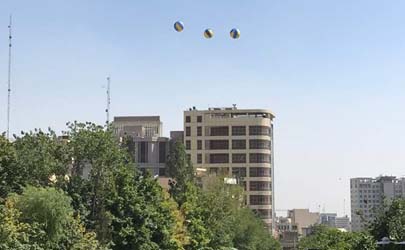 توپ والیبال بر فراز آسمان ایران به گردش درآمد