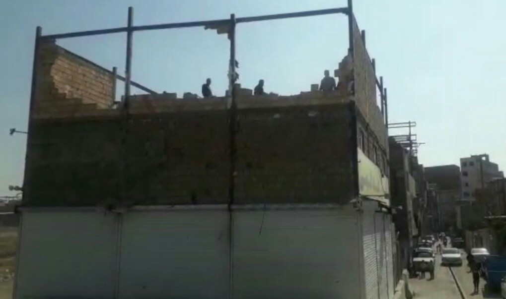 رفع خلاف از ساخت و ساز غیر مجاز در بزرگراه آزادگان محدوده منطقه 19