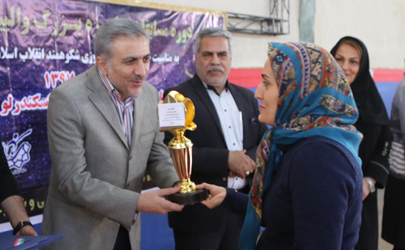 برگزاری اختتامیه مسابقات والیبال جام چهل سالگی انقلاب در منطقه 15