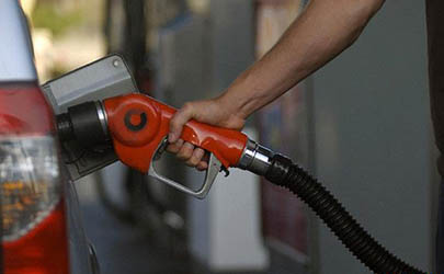 توقف خدمات پمپ بنزین ها از بامداد امروز در جایگاههای تهران/ کارت سوخت ها فعال نیستند  